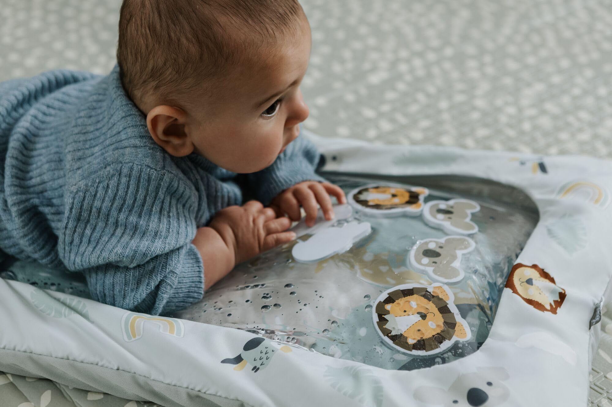 ウォーターマット Amazon.co.jp: Nuby(ヌビー) タミータイムウォーターマット Tummy Time